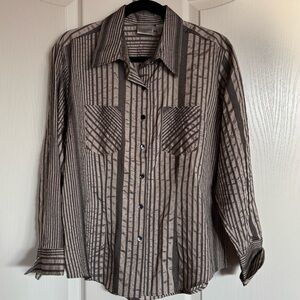 Chico’s silk striped platinum black button up blouse size 1 medium